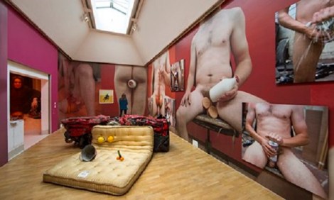 Sarah Lucas 'Situation' installation view